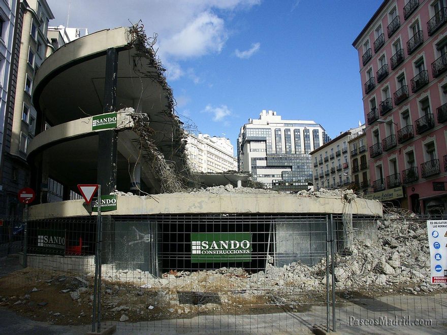 Demolición del parking de Santo Domingo