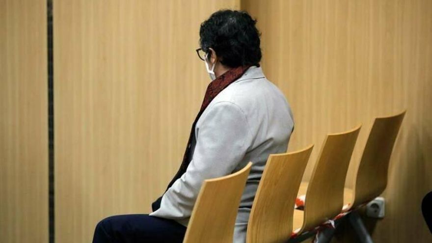 Condenado un educador, exmarido de Mónica Oltra, a cinco años de prisión por abusos a una menor tutelada