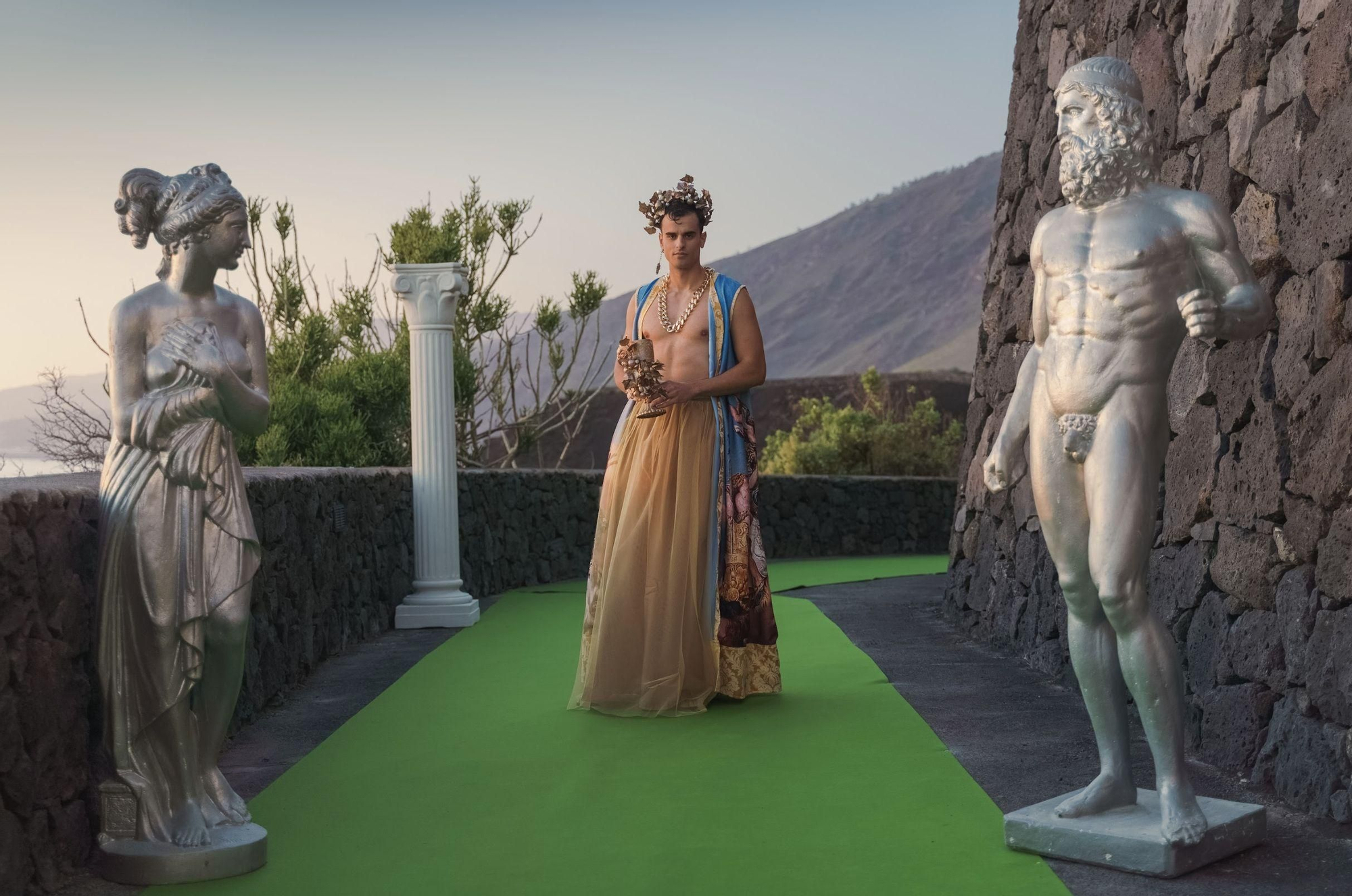 Modelo de la colección 'Renaissance' de Pedro Juan Glez.