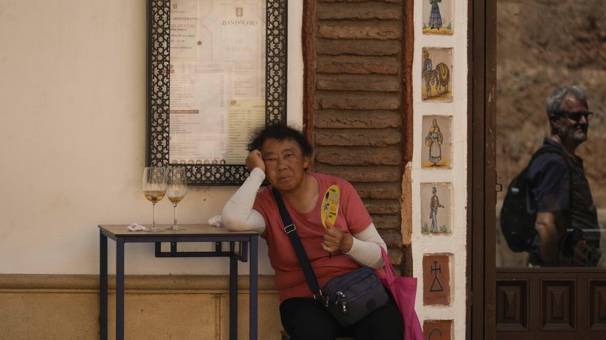 El calor dará hoy un respiro en los litorales cantábricos y gallegos pero sigue en el resto de España