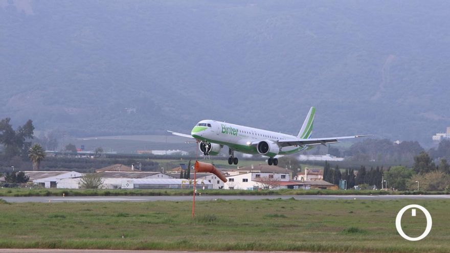 Binter lanza una promoción para volar entre Córdoba y Canarias desde 75 euros
