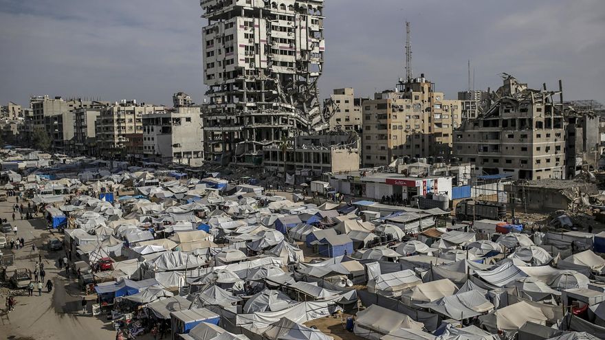 Israel amenaza con avanzar sobre Gaza, mientras bombardea Yemen