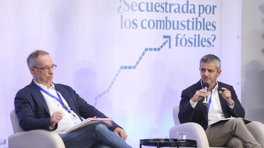 Antxon Olabe, economista ambiental y ensayista, experto en cambio climático y transición energética y Gonzalo Sáenz de Miera, presidente del Grupo Español para el Crecimiento Verde