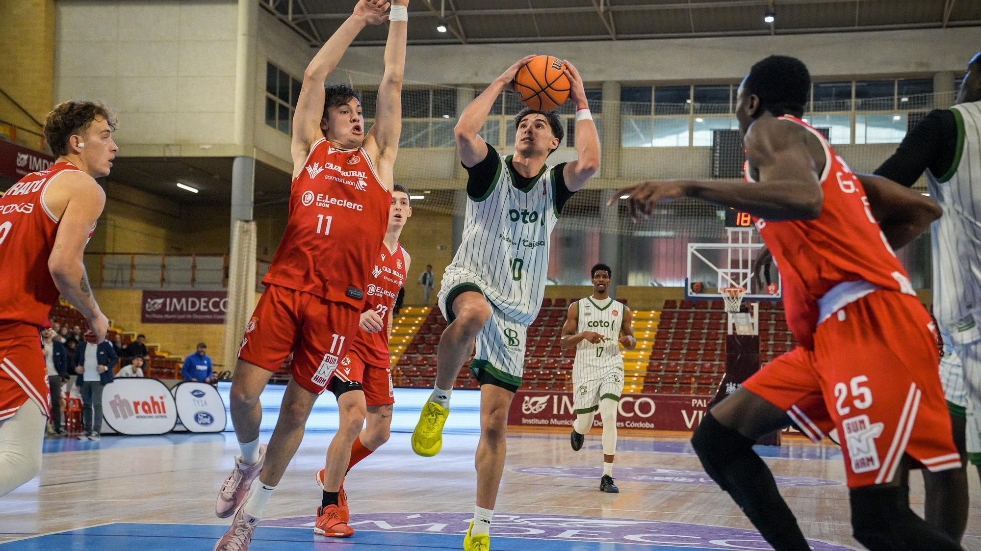 Coto Córdoba CB - Cultural y Deportiva Leonesa.