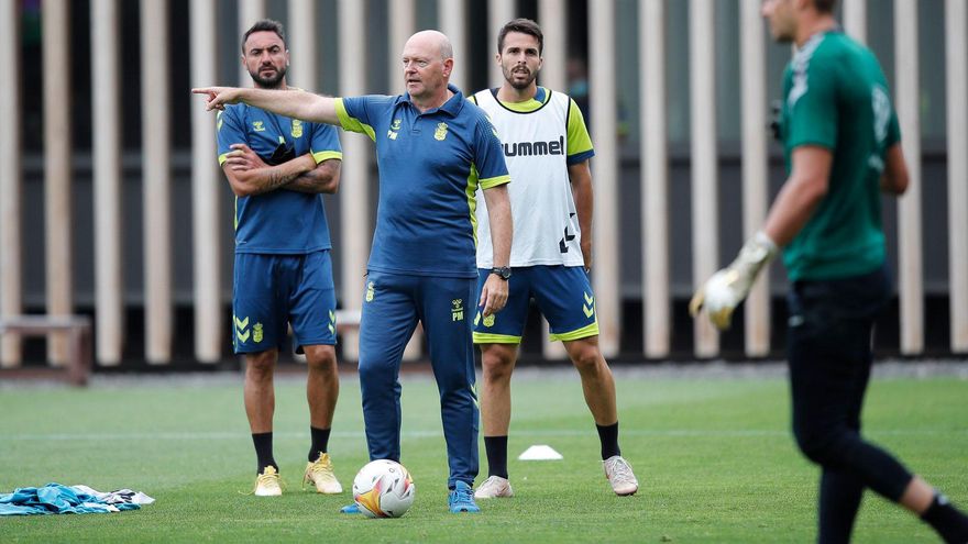 Pepe Mel quiere que Las Palmas imponga su estilo en Anduva