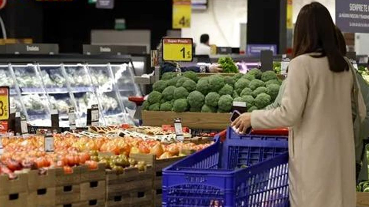 Cuánto cuesta llenar la cesta de la compra en Canarias frente al resto de España