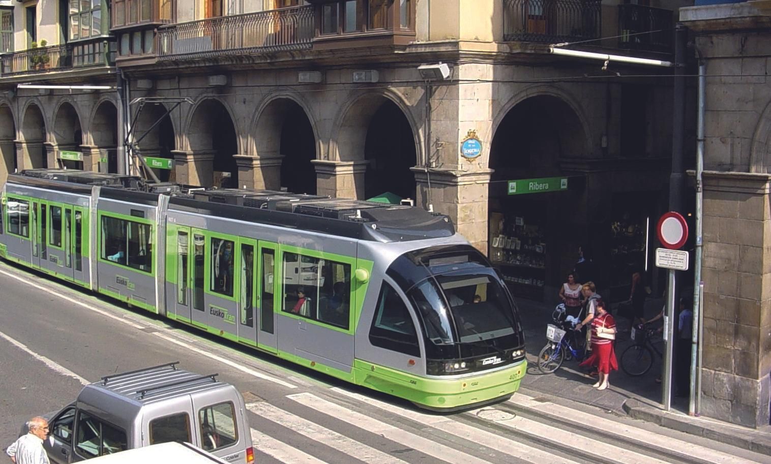 Euskotren: 40 años y 1.200 millones de viajes por las vías vascas