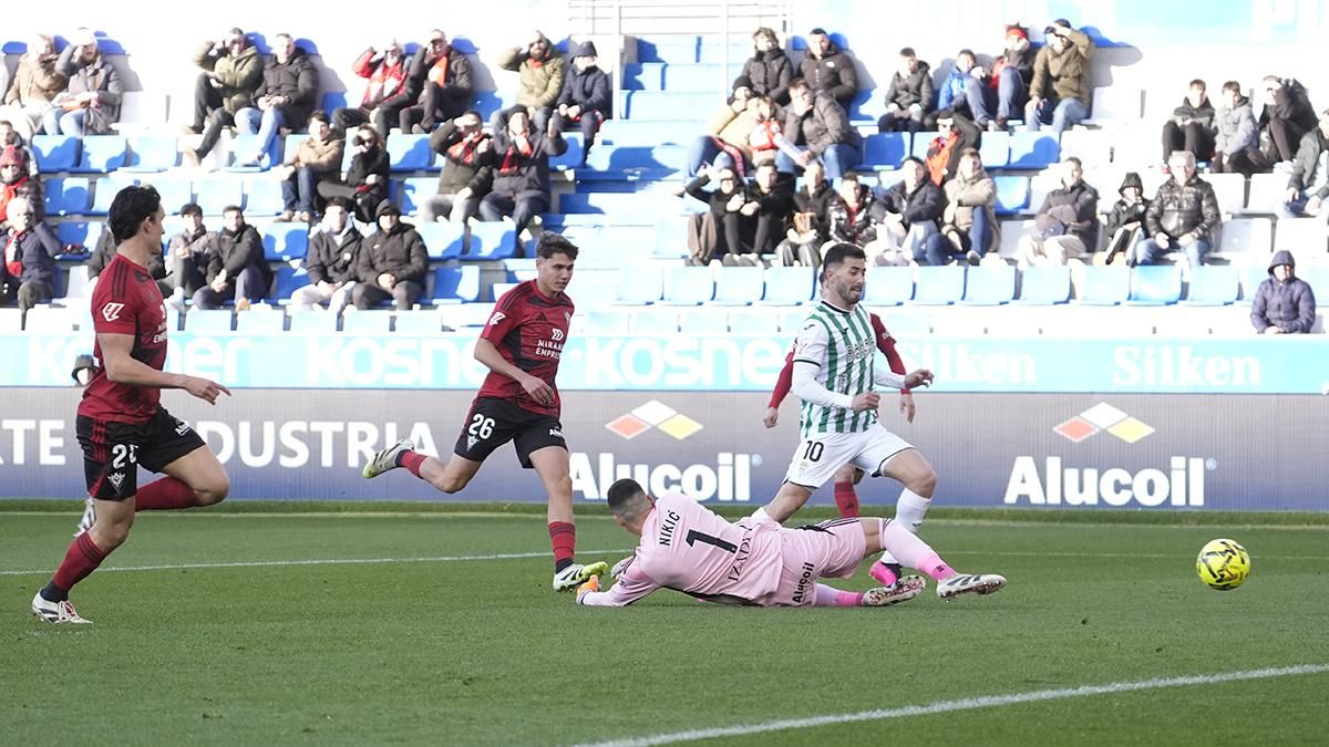 Las imágenes del CD Mirandés - Córdoba CF