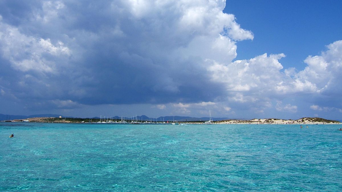 Perfil de s'Espalmador, ubicada en el corazón del Parque Natural de ses Salines