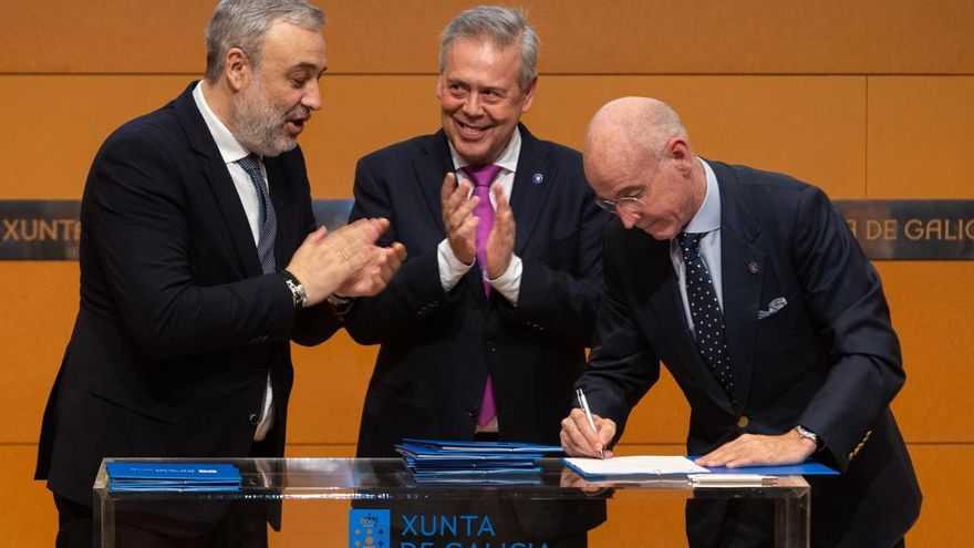 Los colegios médicos gallegos exigen a la Xunta retirar el plan de Primaria contra el que se han convocado tres días de huelga