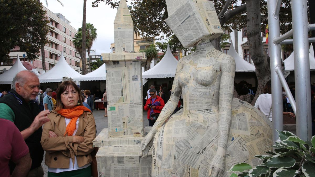 FOTOGALERÍA | Ignacio Escolar y Joaquim Bosch presentan 'El secuestro de la Justicia' en la Feria del Libro de la capital grancanaria