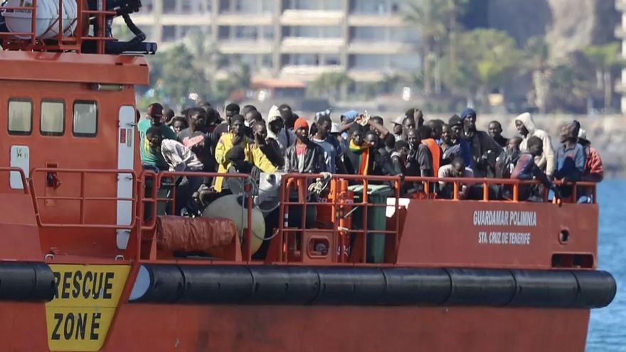 Salvamento Marítimo ha rescatado a más de 14.000 migrantes en Canarias, pero sigue sin equipos fijos en las Islas