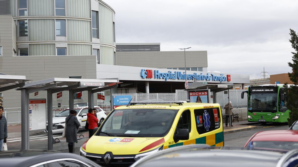 Vista de la entrada del Hospital de Torrejón de Ardoz gestionado por el grupo sanitario Ribera.