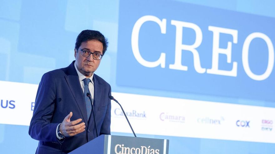 El ministro para la Transformación Digital y de la Función Pública, Óscar López participa en la tercera edición de CREO, el foro de reflexión y debate sobre el futuro económico y social de España, organizado por el diario 'Cinco Días', este miércoles. EFE/ Daniel Gonzalez