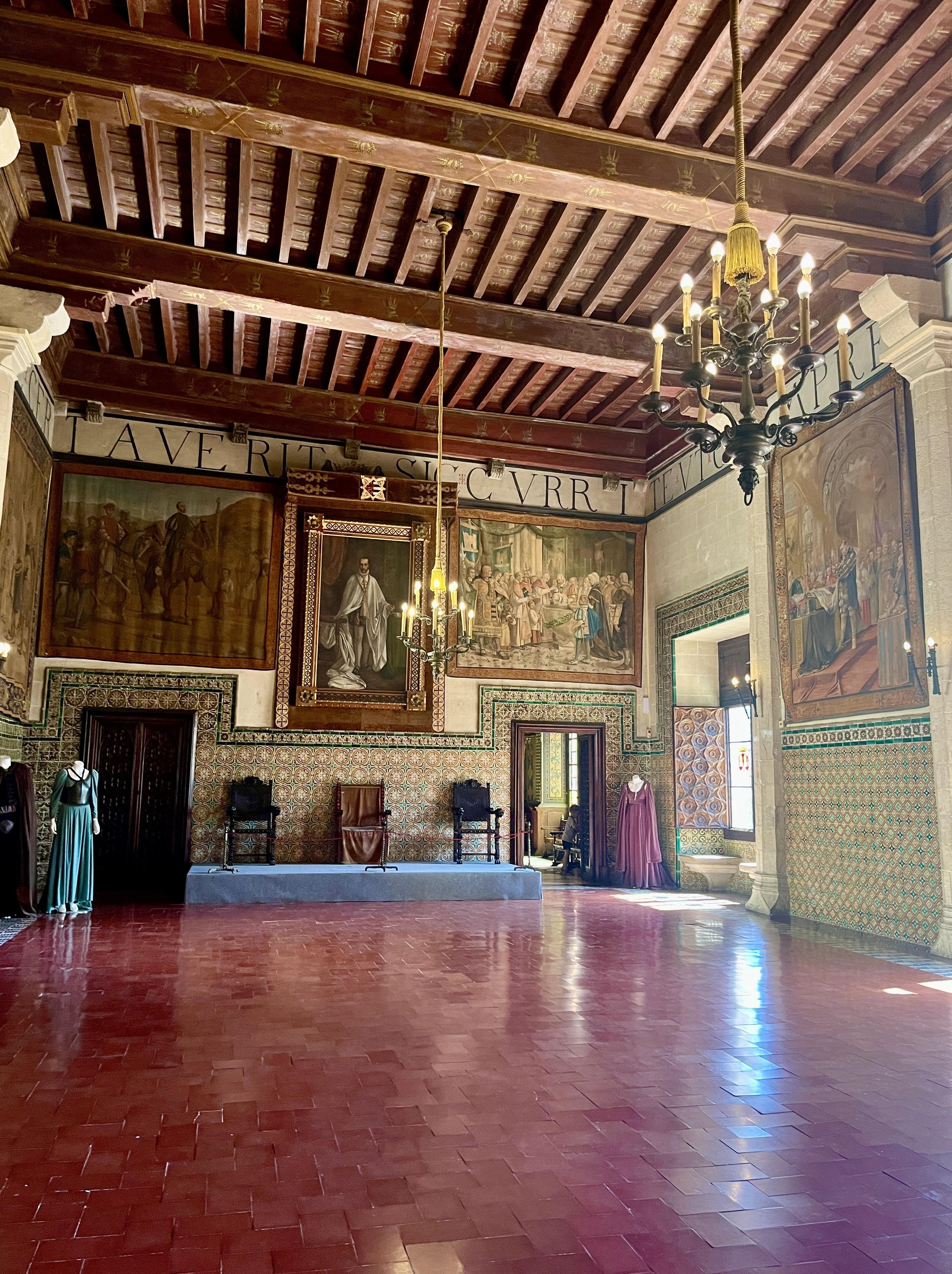 El Salón de Coronas, una de las estancias más emblemáticas del Palau Ducal y por donde comienza la visita por su interior.