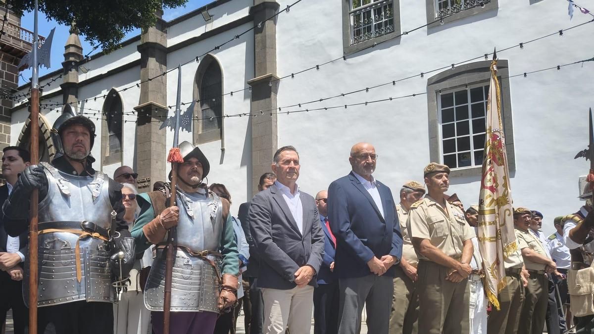 Santa Brígida honra la memoria de los héroes de la Batalla del Batán