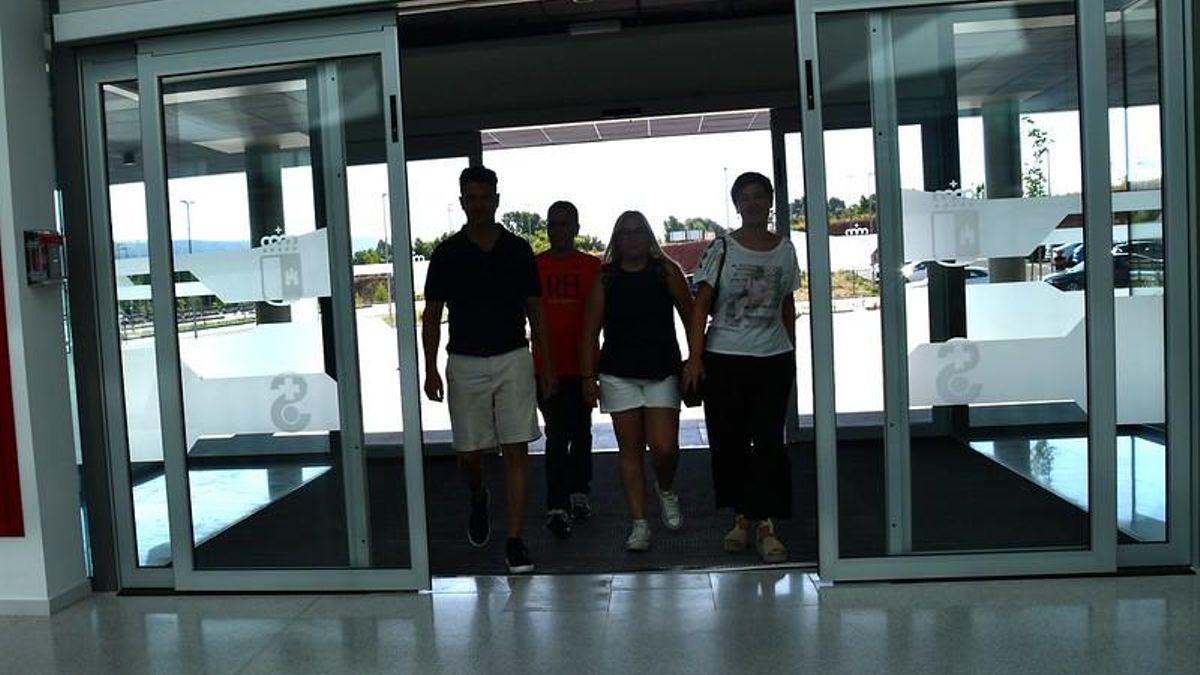 Verónica, Javier, Joaquín y Mabel han sido los primeros ciudadanos en recibir atención en el nuevo Hospital de Cuenca, el 29 de julio de 2025