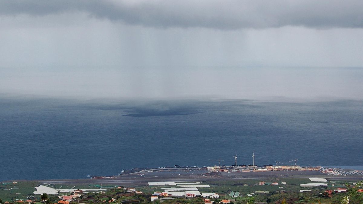 La meteorología adversa afecta  a los vuelos con La Palma