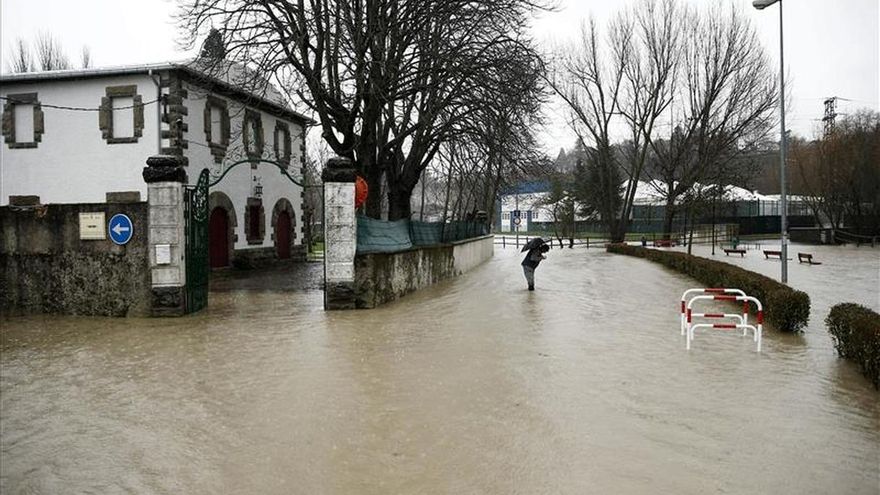 Pamplona activa el nivel de Emergencia 02 por la crecida del río Arga