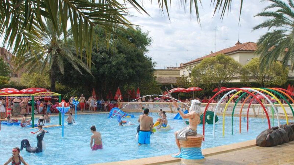Un informe de Sanidad apunta que la piscina de Benicalap emplea agua de pozo "sin tratar"