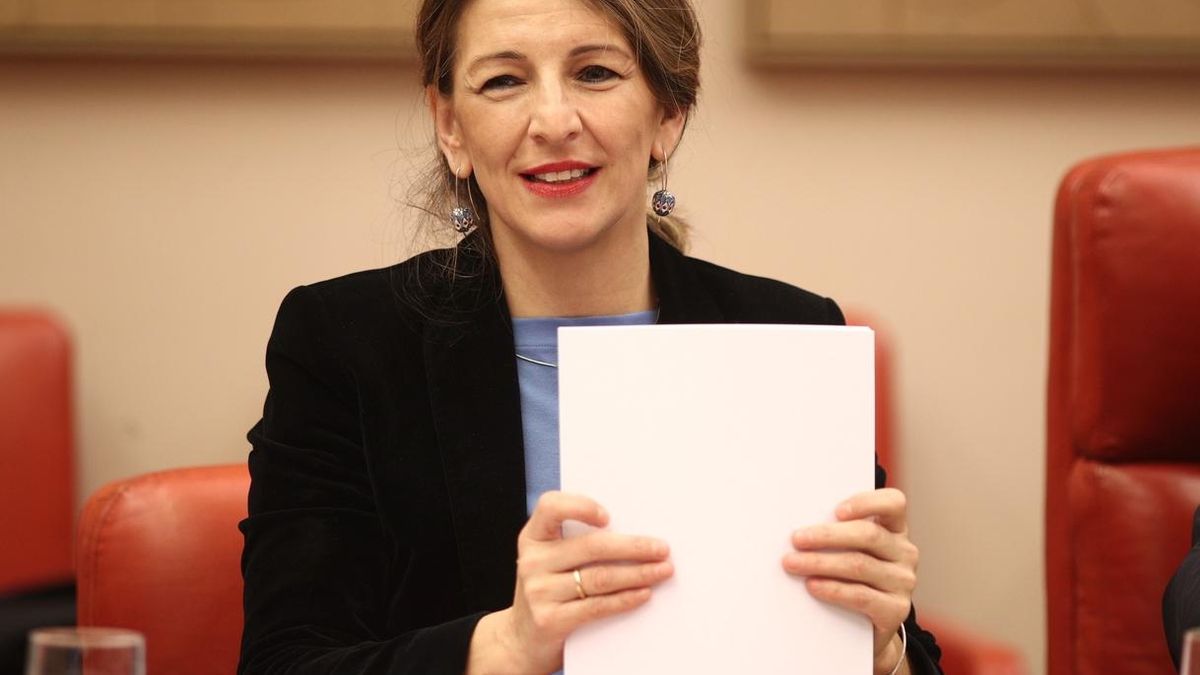 La ministra de Trabajo asume que en el Gobierno "habrá tropiezos" pero remarca que sus miembros "comparten partitura"