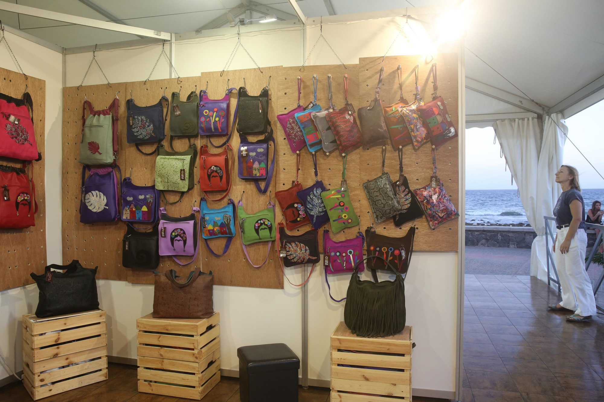 Feria de artesanía Faro de Maspalomas.