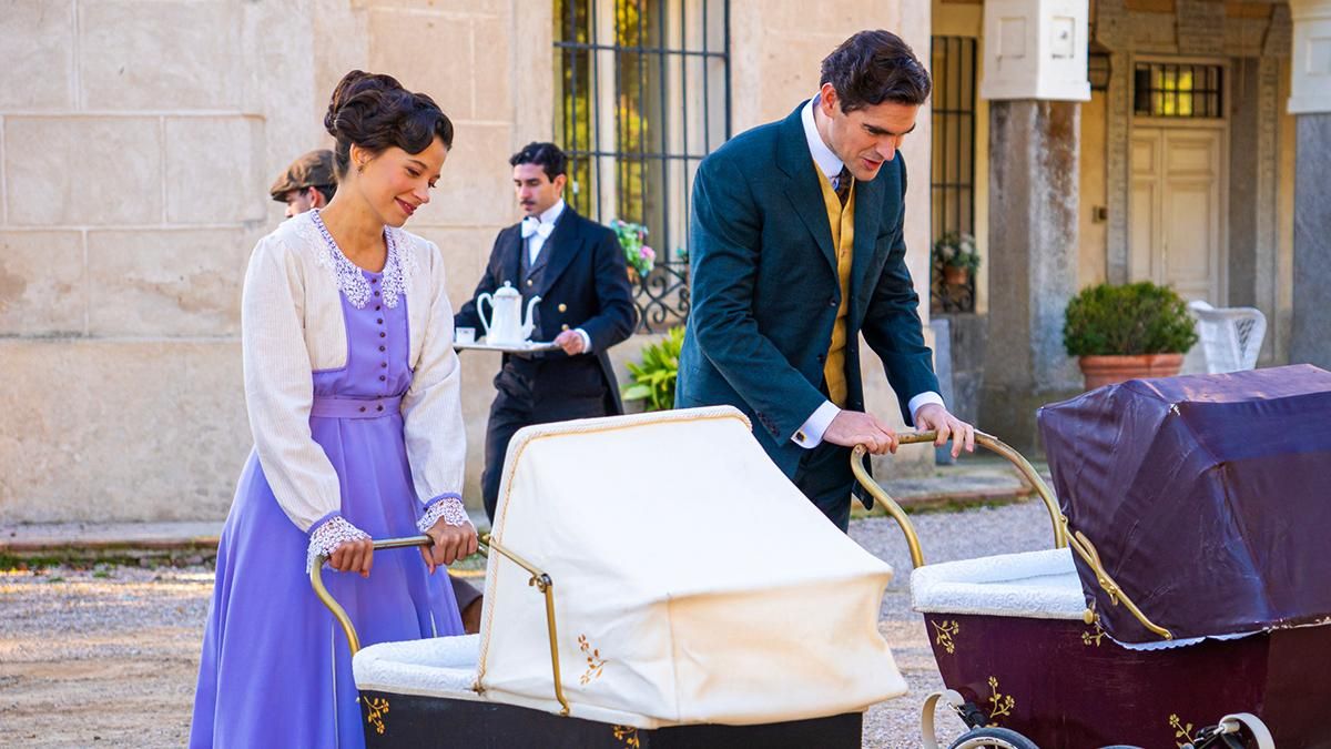 Martina y Jacobo, en un capítulo de 'La Promesa'