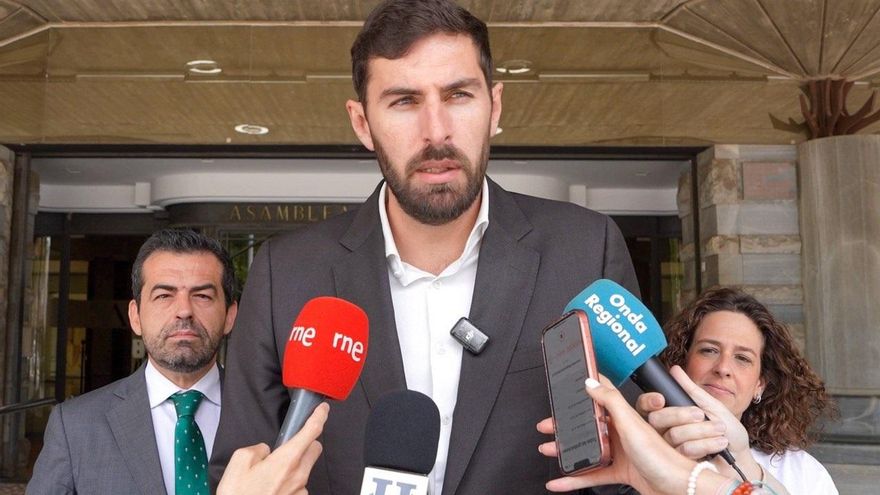 Antelo: "Sánchez y Feijóo ayer escupieron en la cara de todos los regantes del Levante español"