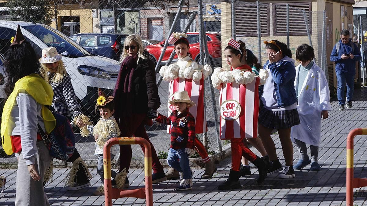 Pasacalles de los colegios por carnaval