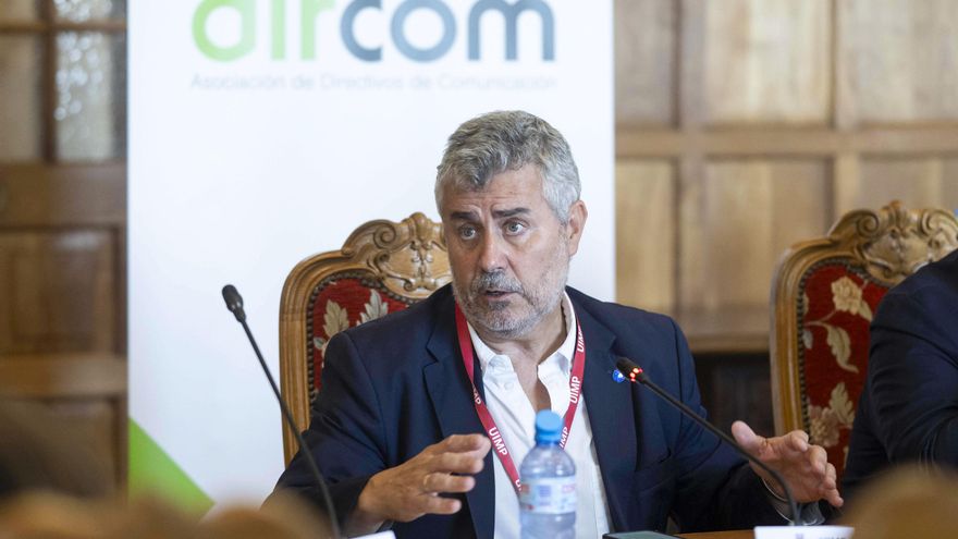 Oliver reivindica la importancia de EFE como "contrapeso" ante la polarización