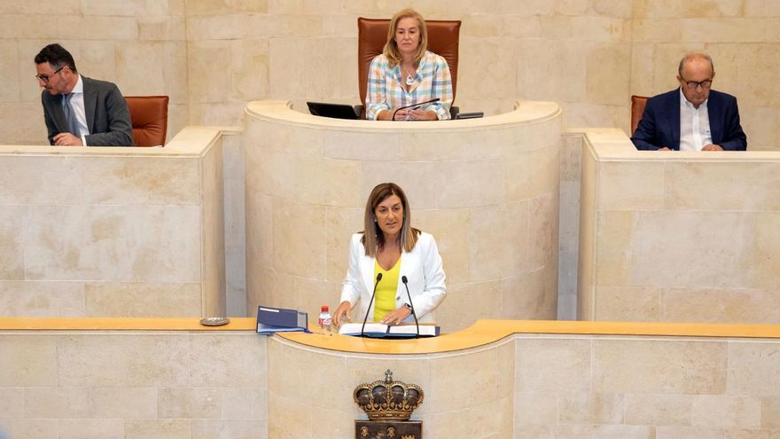 Buruaga alardea de una Cantabria que "avanza en todos los frentes" en el ecuador de su mandato: "Lo único que obstaculiza es la anarquía nacional"