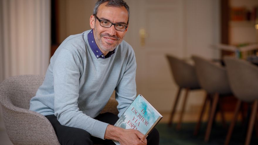 El misterio literario de la Stasi, resuelto en el nuevo libro de Jorge Corrales