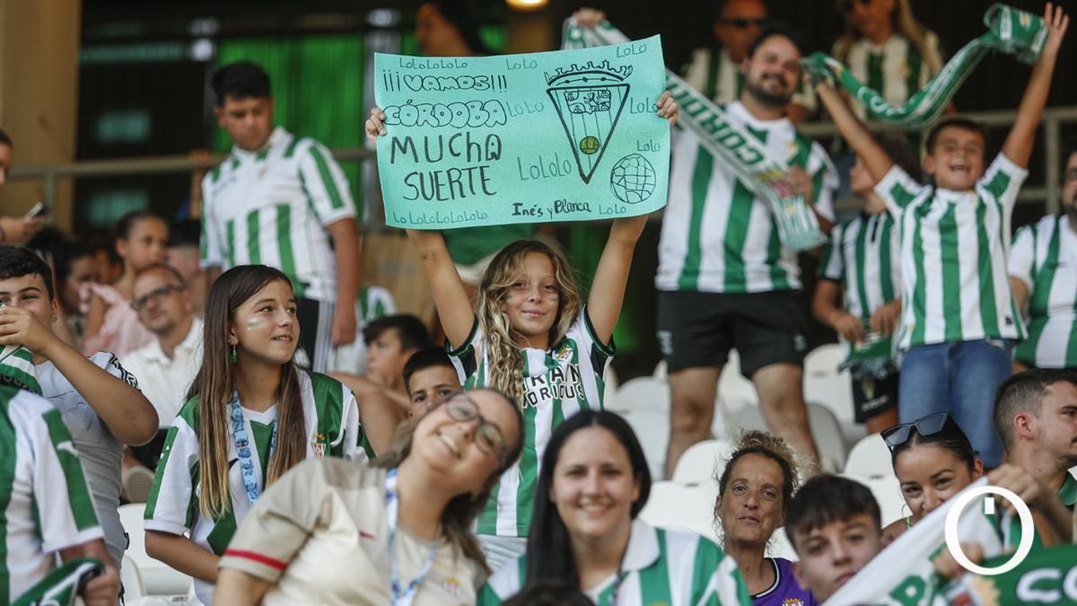 Aficionados del Córdoba CF durante un partido