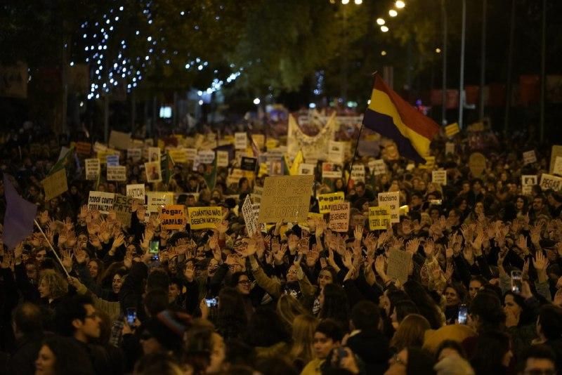 Mujeres en la manifestación del 25N