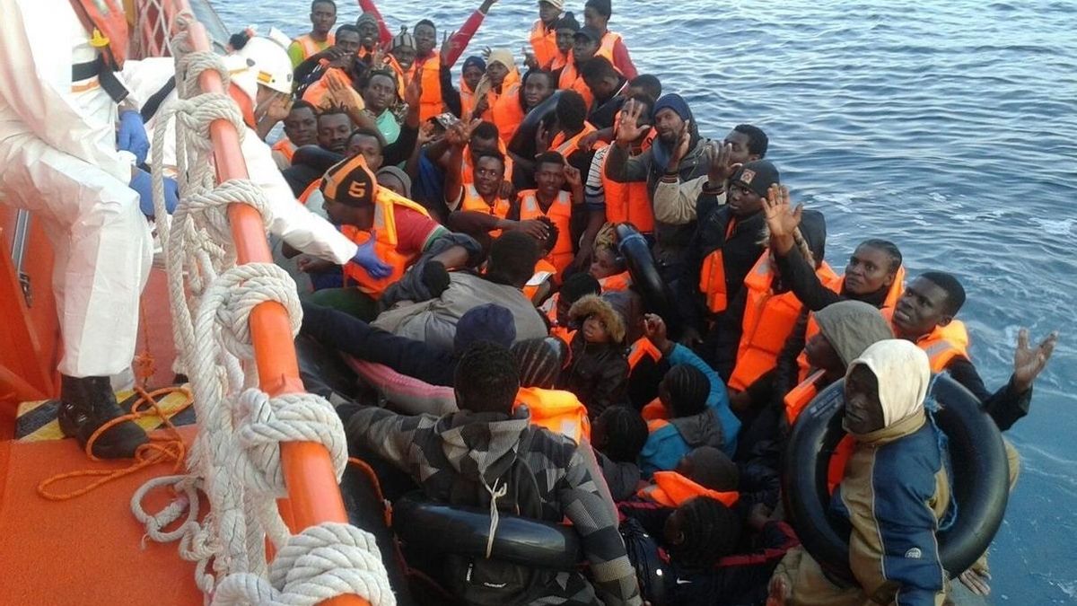 Rescatados 6.099 inmigrantes en las costas andaluzas en lo que va de año, casi el doble que en todo 2015