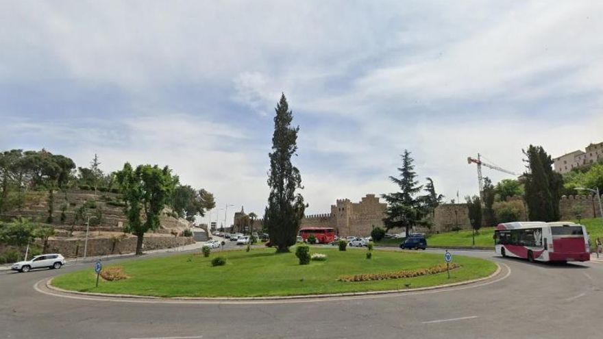 PP y Vox colocarán una bandera de 35 metros cuadrados en Toledo "como muestra de la unidad de España"