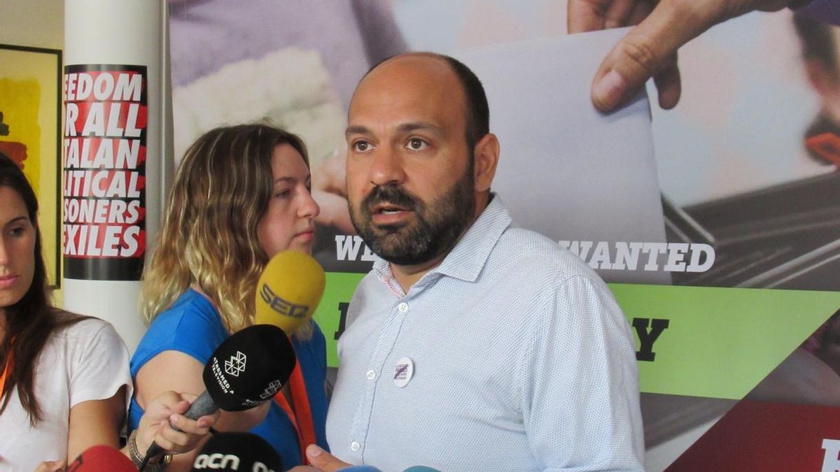 Ómnium Cultural llama a homenajear a los procesados Trapero y Forn en el aniversario de los atentados de Cataluña