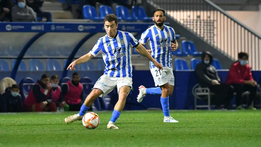 ¿Quién es Armando Shashoua? Ésta es la trayectoria del último fichaje del Córdoba CF