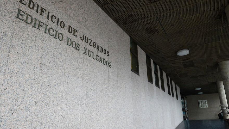 Citan a declarar como investigado por un delito de odio al dueño del bar de Vigo que expulsó a turistas israelíes