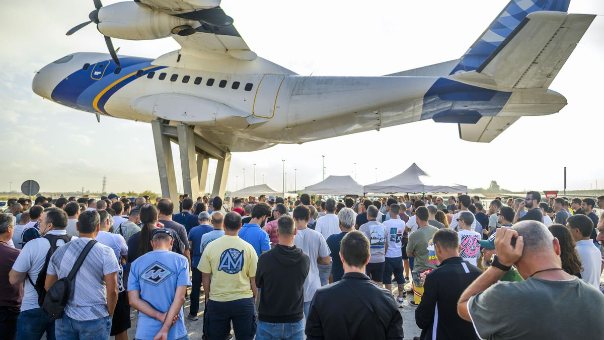 Airbus paraliza las contrataciones y avisa de posible pérdida de proyectos en España debido al “daño” de la huelga