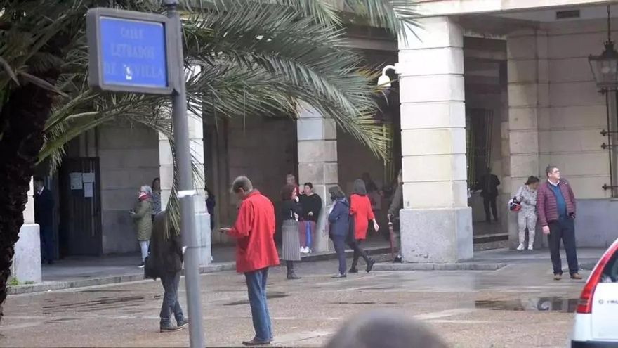 Las abogadas de Sevilla estarán en el mapa: la calle de los Letrados se llamará Plaza de la Abogacía 17 años después