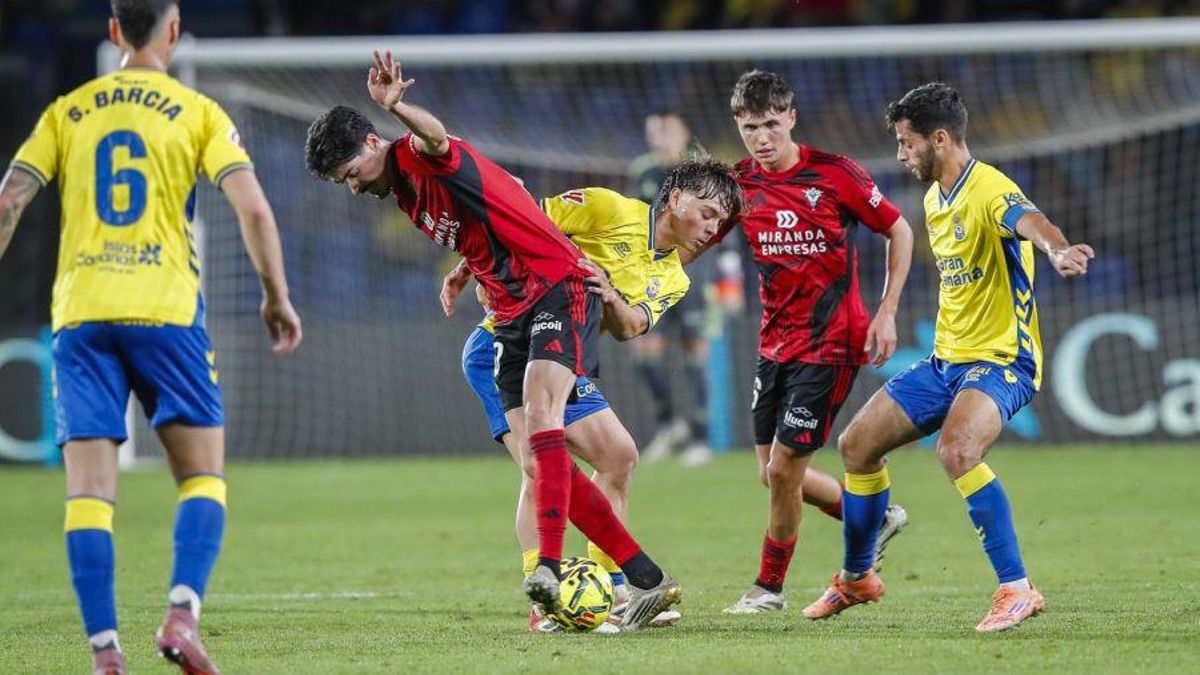 Las Palmas buscará poner fin a su mala racha visitando al colista Mirandés