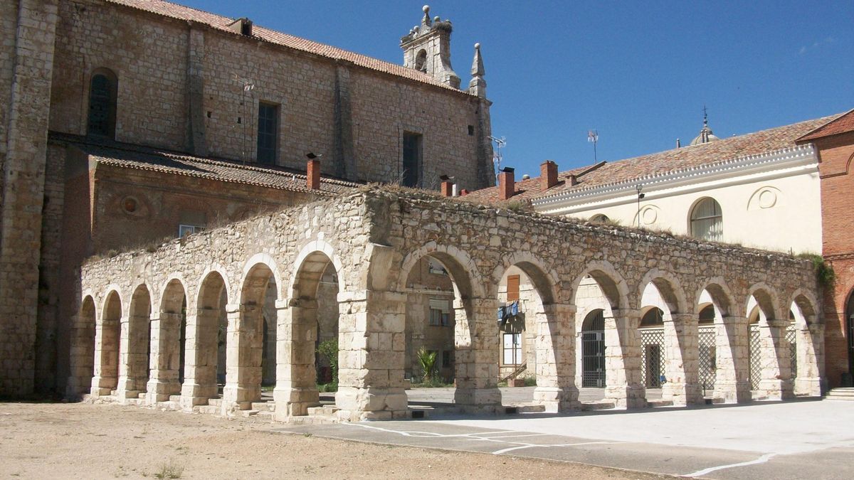 La villa de Dueñas no fue elegida al azar para la boda, sino por ser un histórico refugio de lealtad