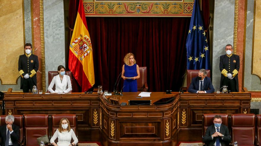 La presidenta del Congreso, Meritxell Batet, interviene en el acto en recuerdo y homenaje a las víctimas del terrorismo, en el Salón de Sesiones del Congreso de los Diputados, a 27 de junio de 2021.