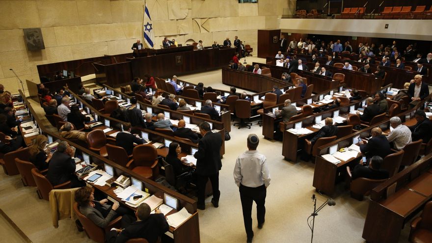 The Israeli Parliament takes a first step to officially annex the West Bank in the midst of negotiations on Gaza