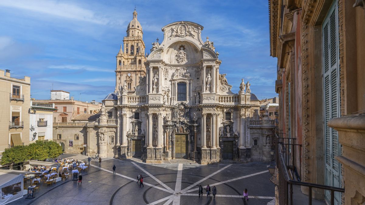 Exterior de la Iglesia Catedral de Santa María, en Murcia