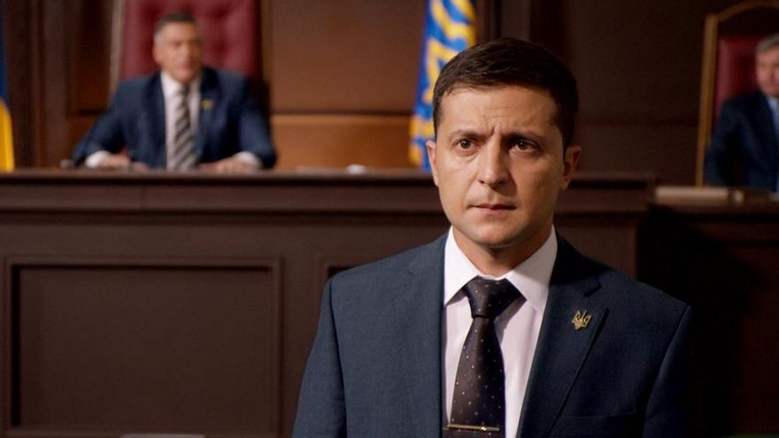 Telecinco pone fecha de estreno a la serie de Zelenski y sigue confiando en cine el domingo