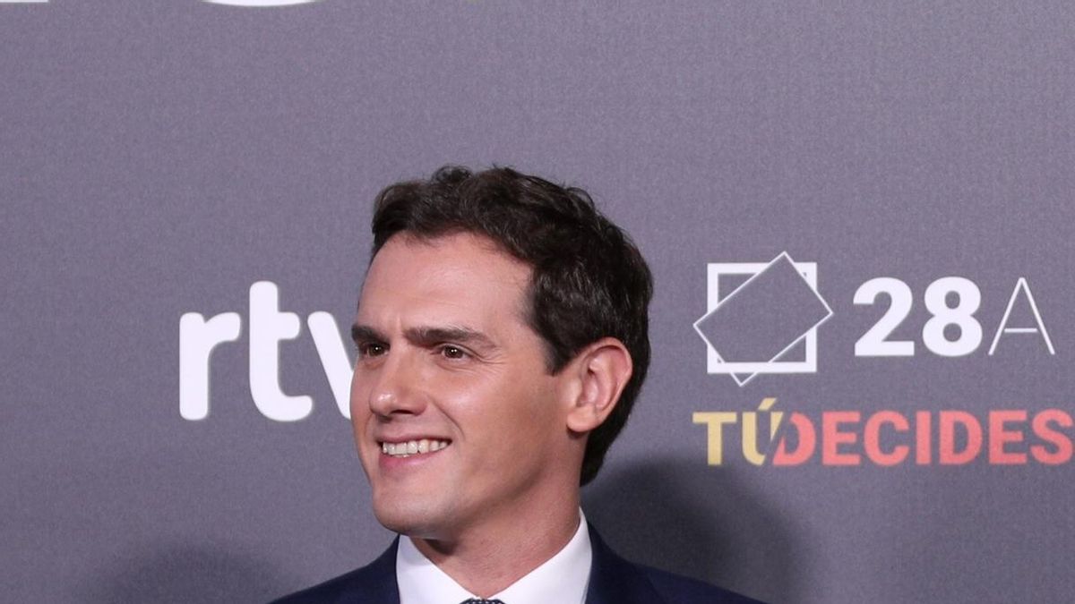 Rivera responde a los que le llaman "veleta": Ciudadanos reconsidera sus decisiones porque no tiene "dogmas"
