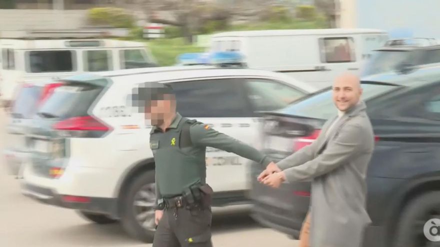 La Guardia Civil vuelve a detener al propietario de la única planta de procesado de CBD en España