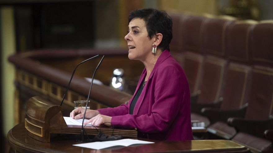 Archivo - La portavoz parlamentaria de EH Bildu, Mertxe Aizpurua, interviene en una sesión plenaria en el Congreso de los Diputados